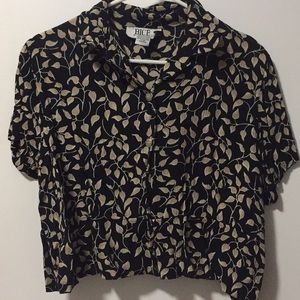 Vintage leafy button up crop top